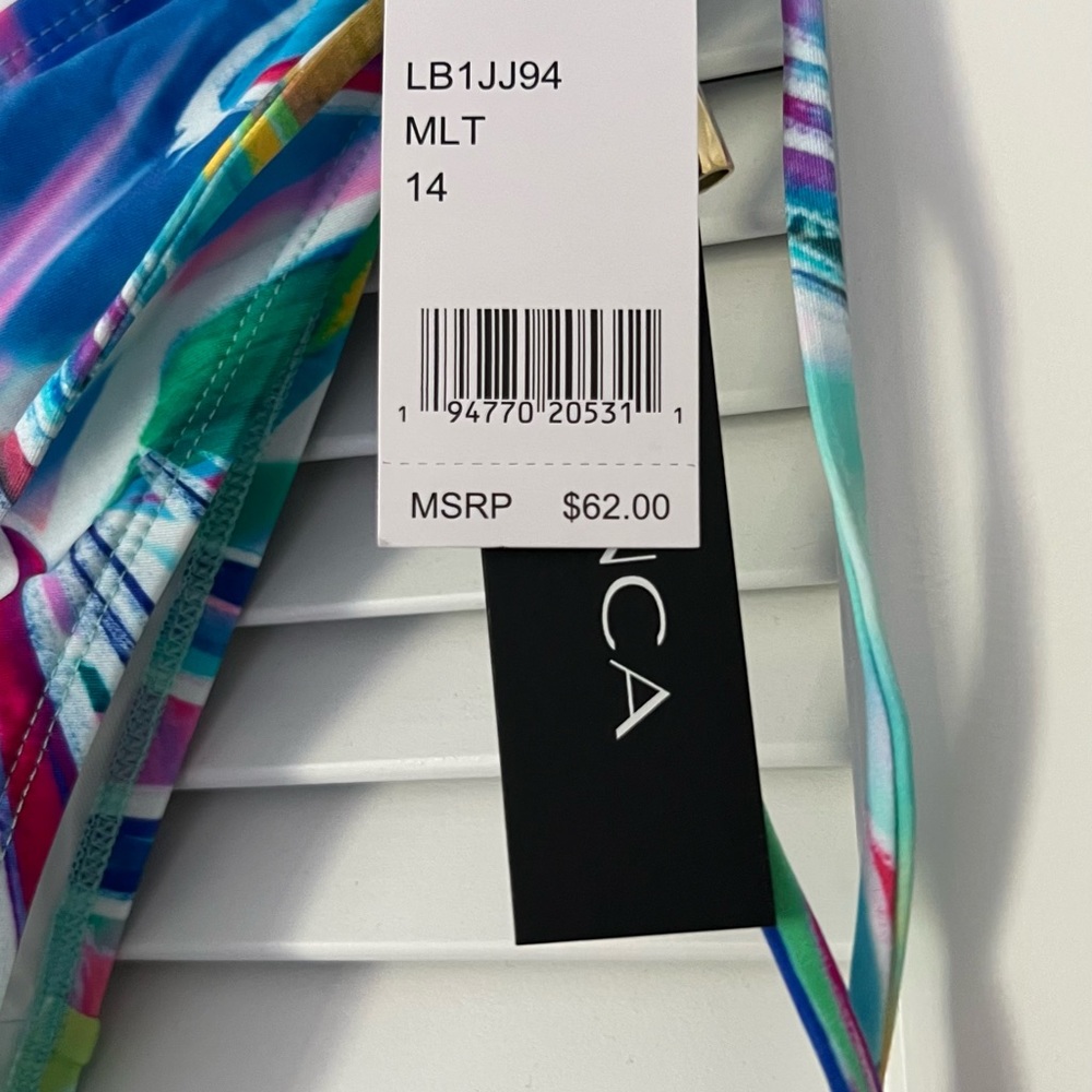 Tankini NWT - Picture 3 of 6